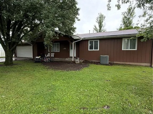 1601 Neosho St, Humboldt, KS 66748