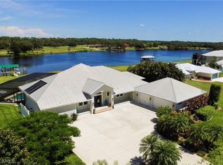 5284 River Blossom Ln, Labelle, FL 33935