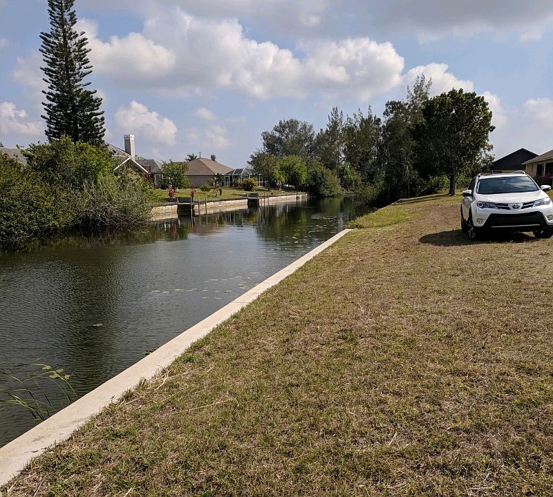 2nd image of 1009 SW 11th Ct