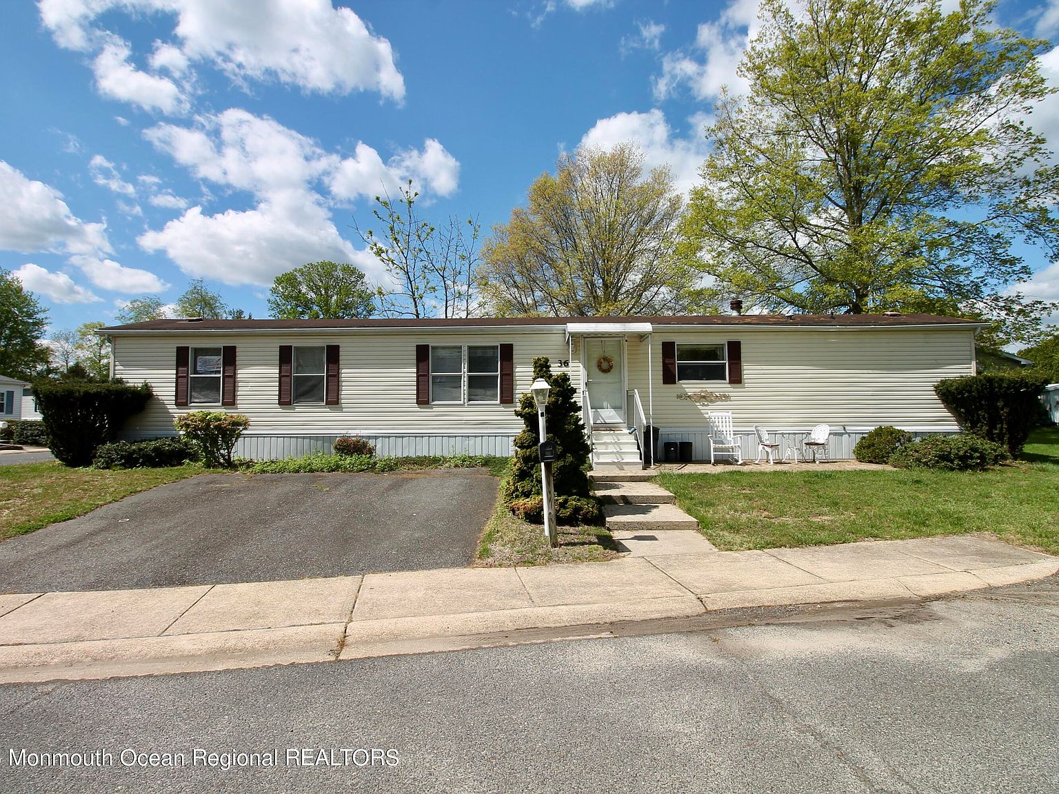36 Brookside Way, Freehold, NJ 07728 Zillow