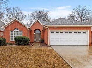 1099 Wisteria Dr, Tuscaloosa, AL 35405