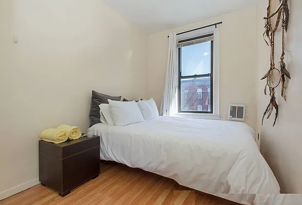 Rented by Avenues Real Estate | media 6