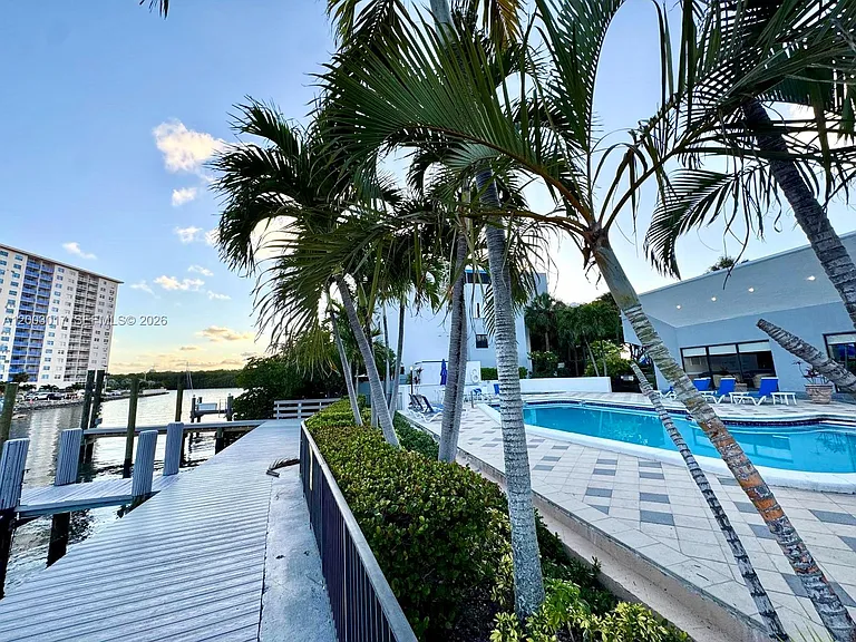 336 Poinciana Dr #1008 — Photo 43