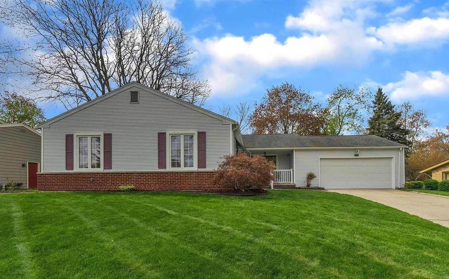 3339 Christine Dr photo 1