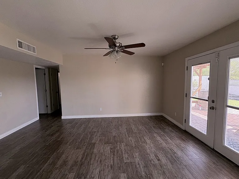 3720 S Sarnoff Dr — Photo 5