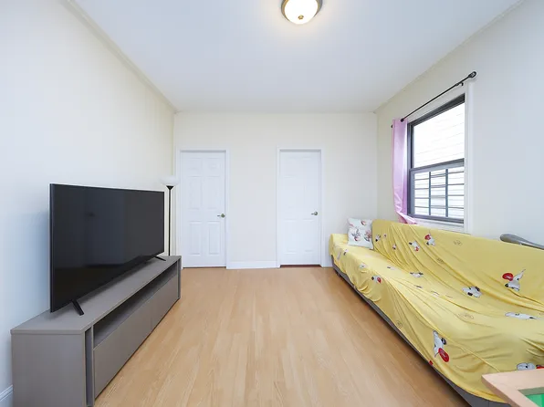 2166 West 9th Street image 23 of 27