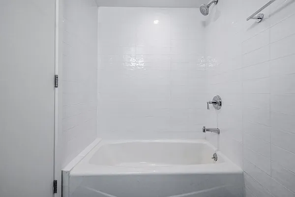 Rented by MNS | media 10