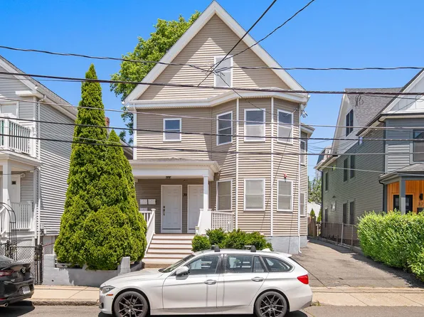 39 Oliver St #2, Somerville, MA 02145