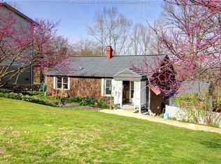 908 Centers Rd, Charleston, WV 25311