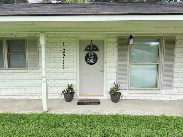 10711 Carmel Dr, Baton Rouge, LA 70818