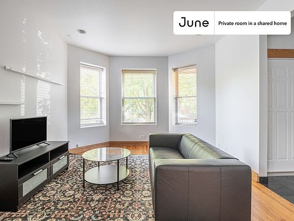 5th image of 3020 N Sawyer Ave #B