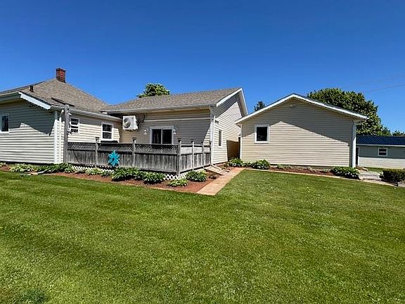 2nd image of 76 Bayview Dr