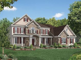 10 Lady Slipper Dr, Walpole, MA 02081