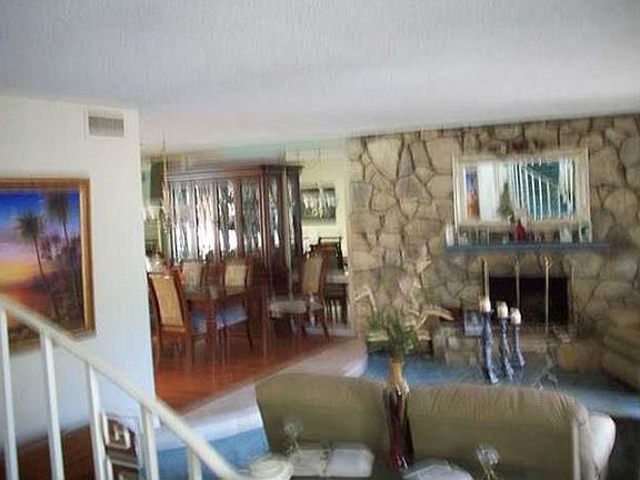 3rd image of 1692 Whitsett Dr