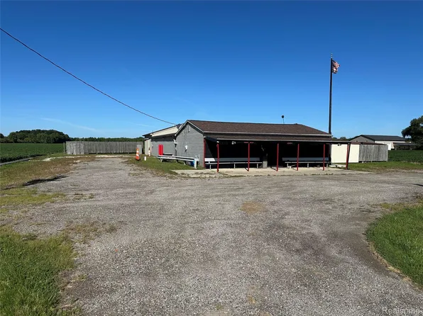 2187 Kinney Rd, Riley, MI 48041