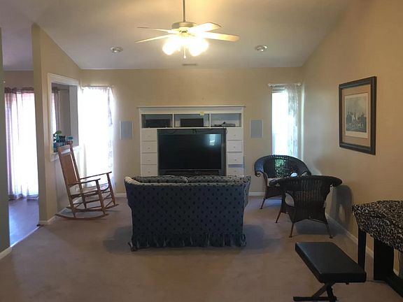 2nd image of 4406 Crossbow Ct