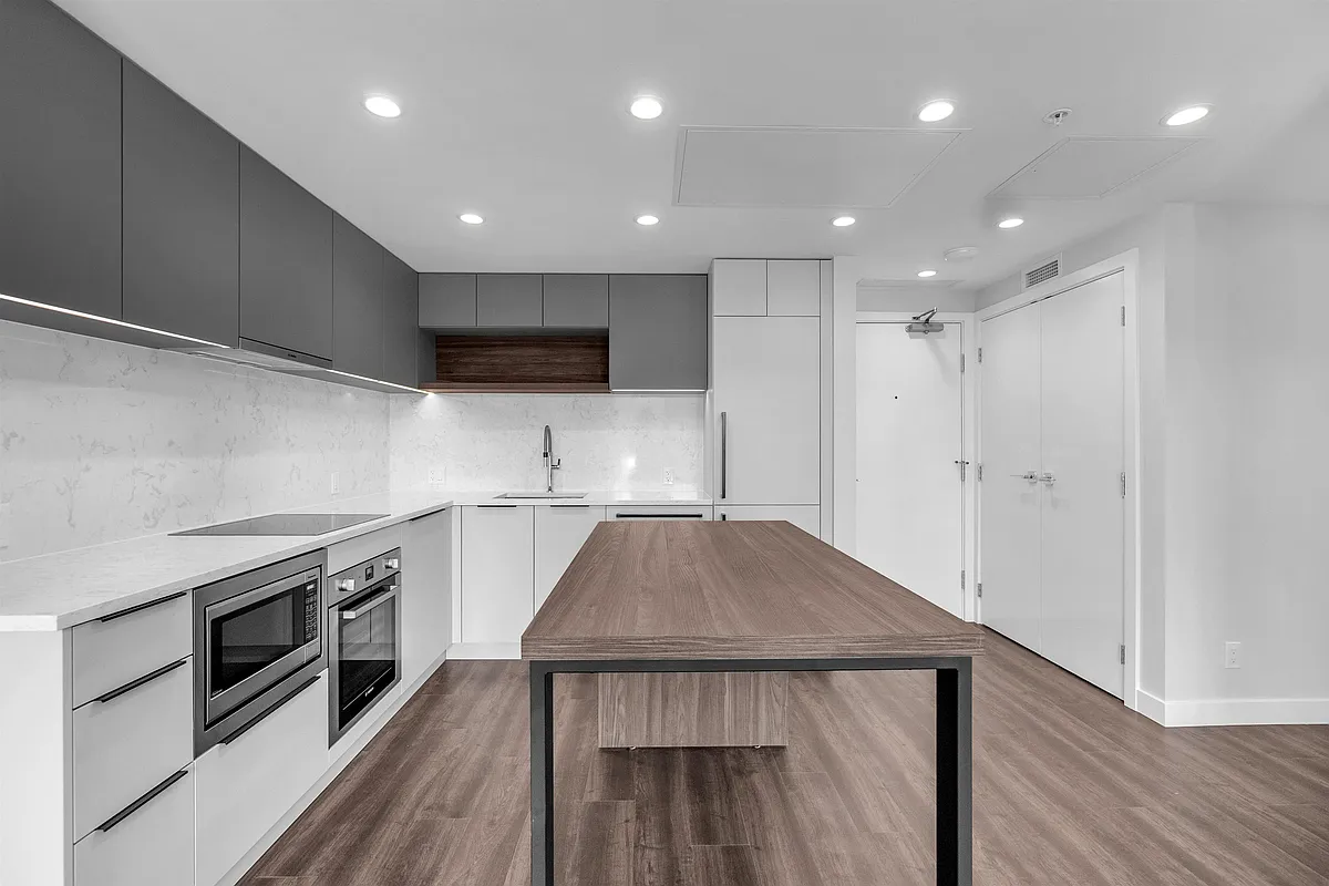 Building Photo - 567 Emerson St #3207