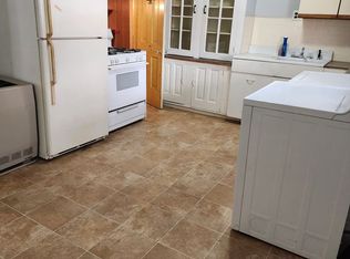 506 9th Ave #1/2, Baraboo, WI 53913