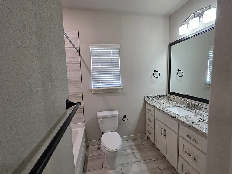 2905 Satinwood Cv — Photo 19