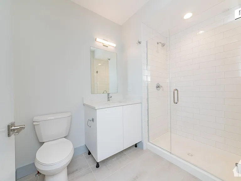 6354 N Glenwood Ave #2N — Photo 8