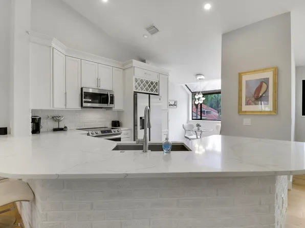 104 Sea Oats Dr APT G, Juno Beach, FL 33408