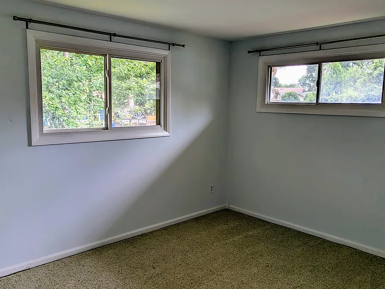 4507 Weyburn Dr — Photo 14