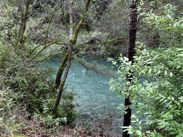 7100 Red Cap Rd, Orleans, CA 95556