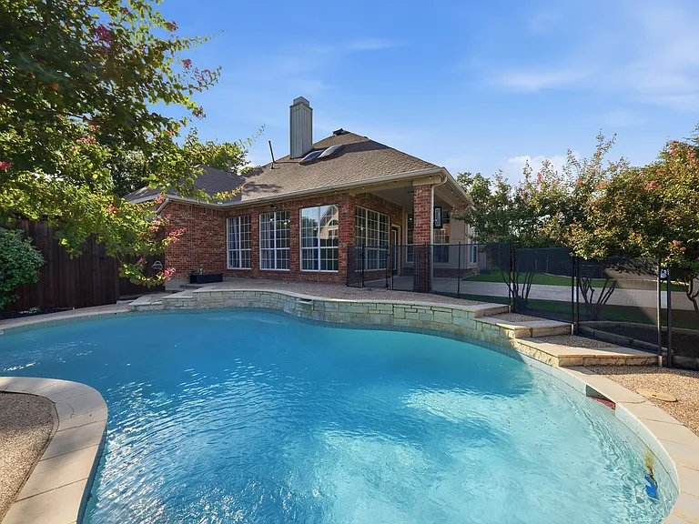 2416 McCarran Dr — Photo 51