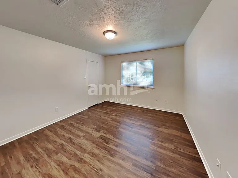 7007 Durango Dr — Photo 17
