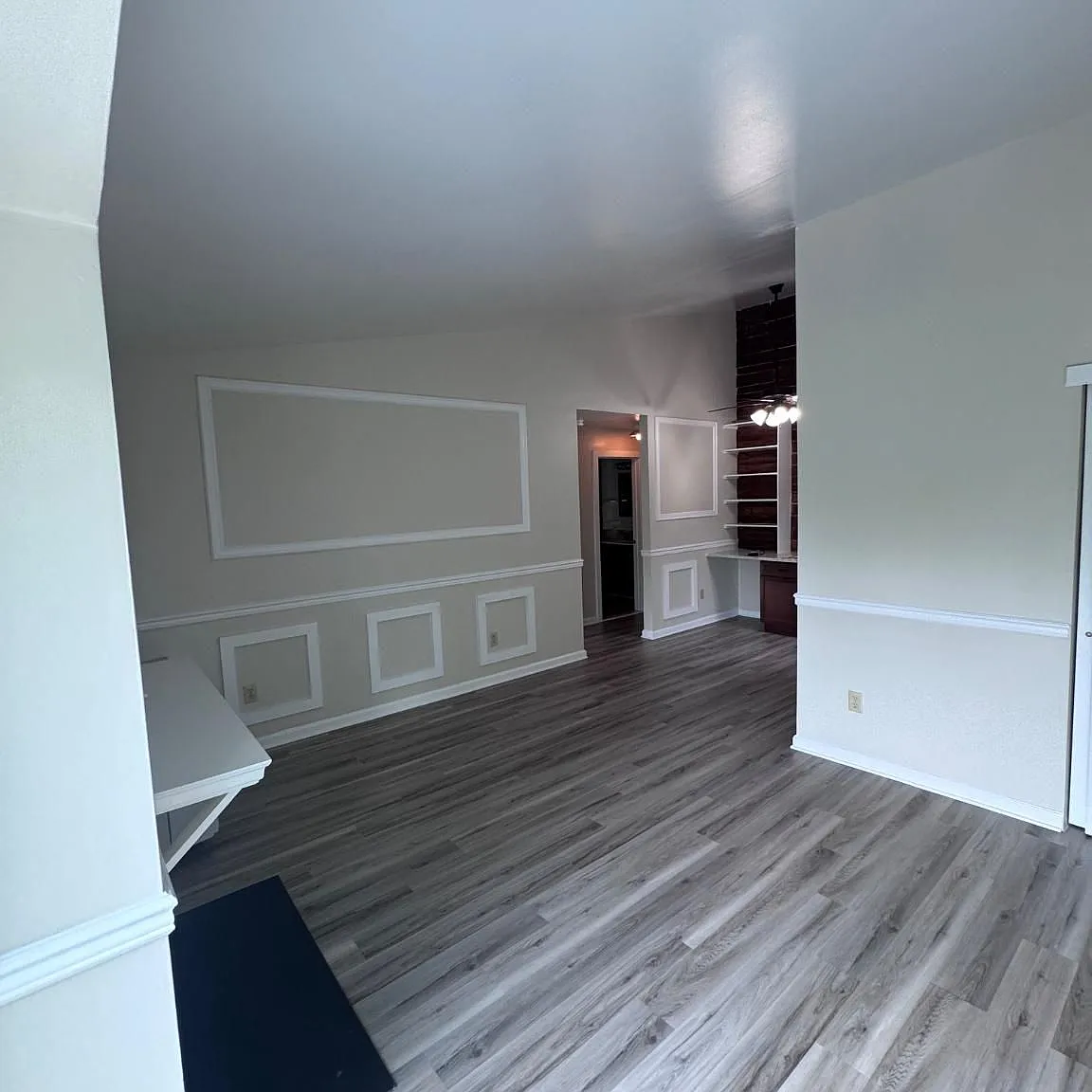 1 bed, 1.0 bath, 654 sqft, $1,900 — Photo 2