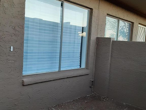 2nd image of 925 W Peoria Avenue #5