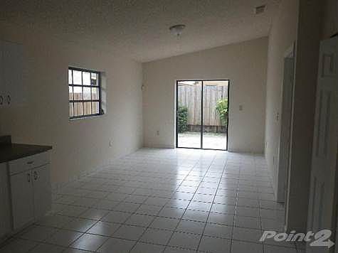 2nd image of 2530 W 72nd Pl