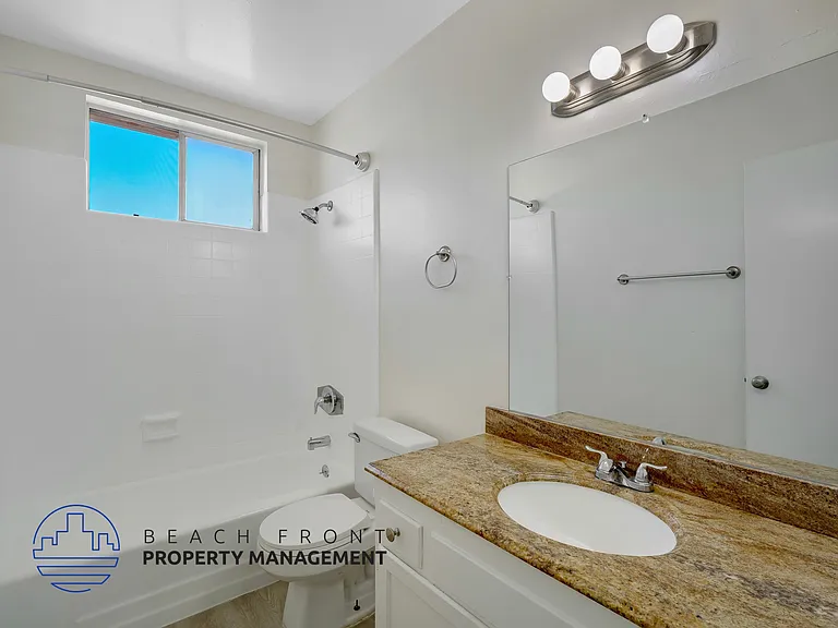 1026 Larch St. — Photo 8