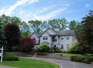 11 Sheffield Rd, Gansevoort, NY 12831