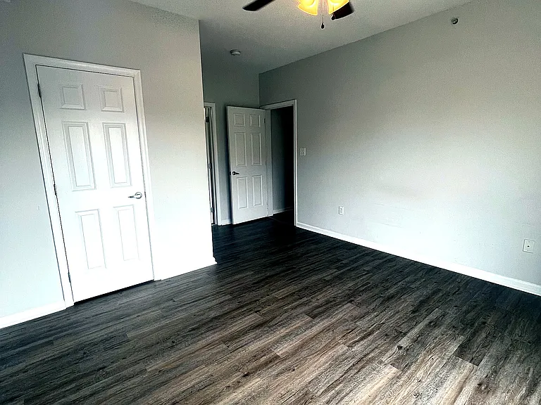 135 Prospect St — Photo 15