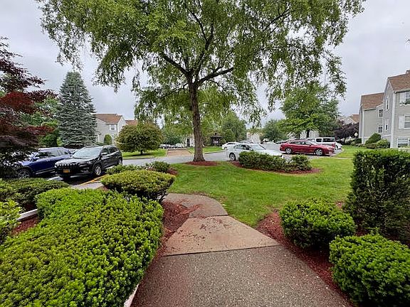 4th image of 1142 Washington Grn