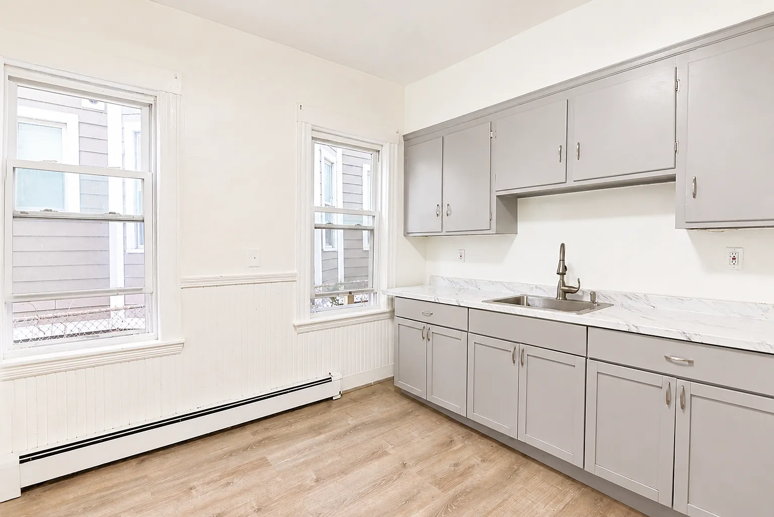 3 bed, 1200 sqft, $3,000 — Photo 4