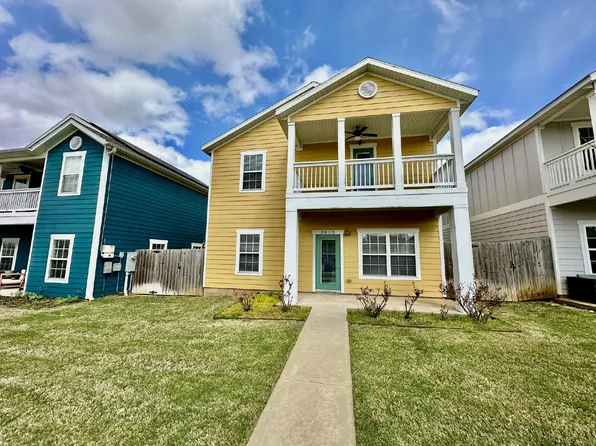 3913 Peachwood Dr, Bentonville, AR 72713