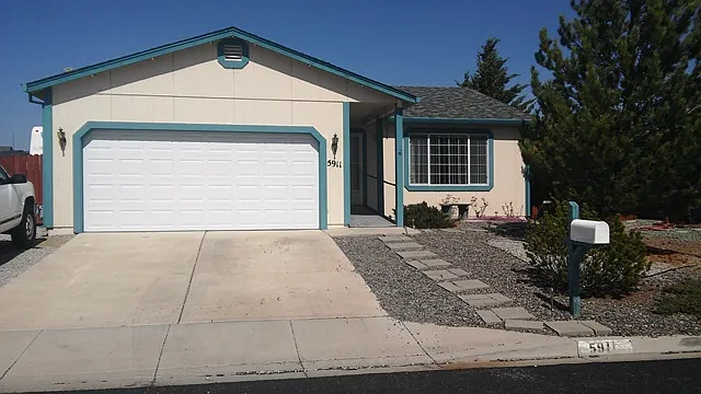 5911 Poinsettia Ct photo 1