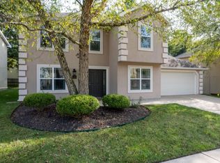 404 N Village Cir, Columbia, MO 65203