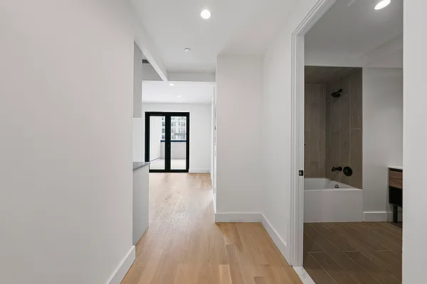 Rented by Nooklyn NYC LLC | media 38