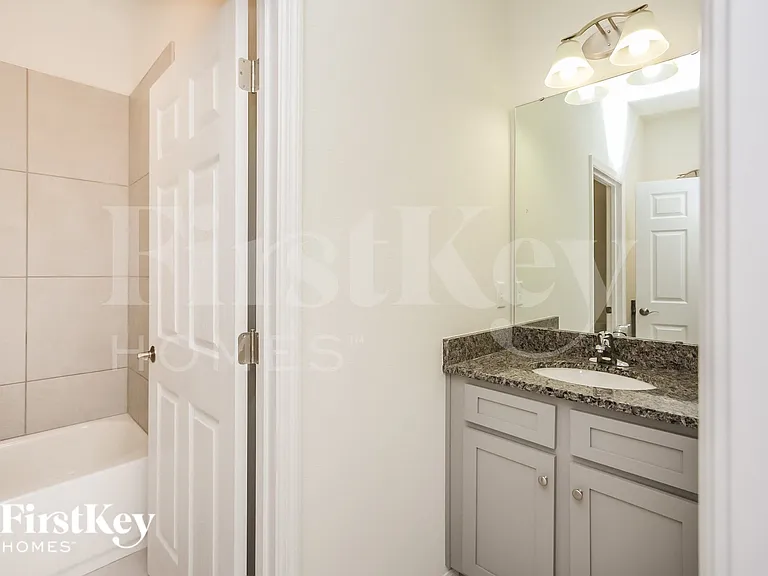 360 Corbel Ln — Photo 13