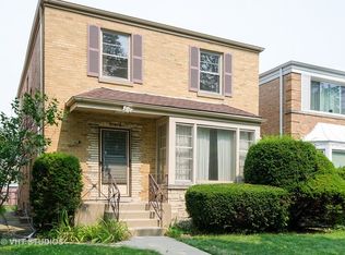 3038 W Birchwood Ave, Chicago, IL 60645