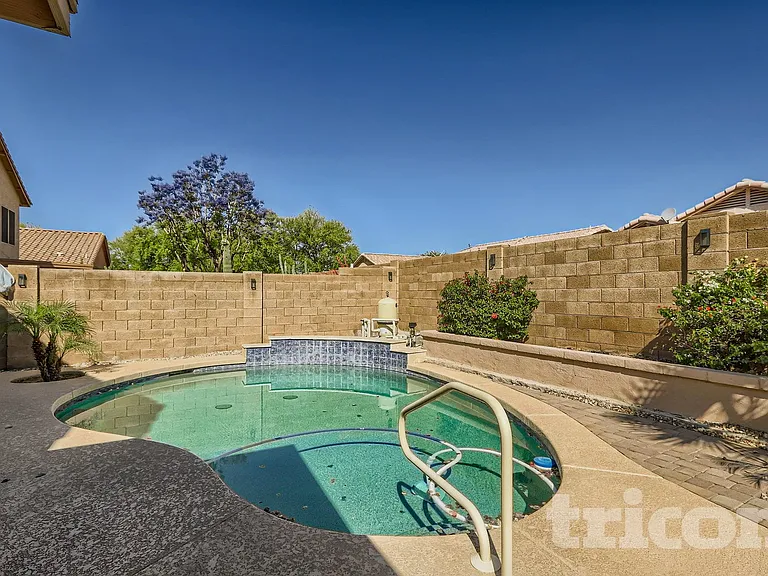 15028 W Elko Dr — Photo 3