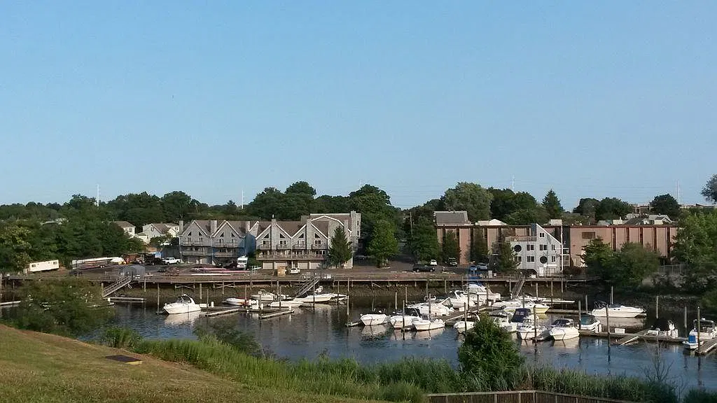 2 bed, 2.5 bath, 2200 sqft, $3,500 — Photo 1