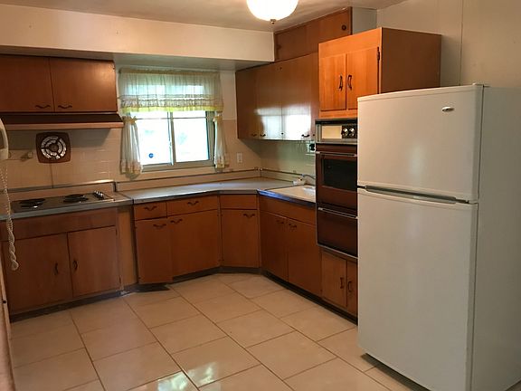3rd image of 523 Dornoch Dr