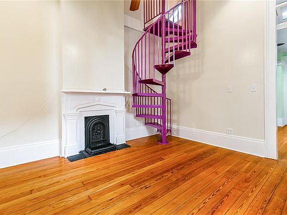 4th image of 1116-20 Dauphine St