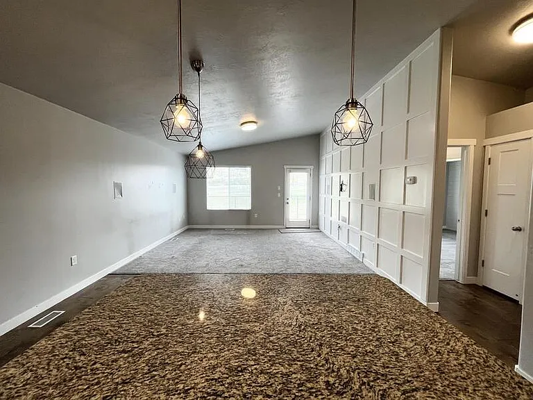 621 W Koins Way — Photo 11