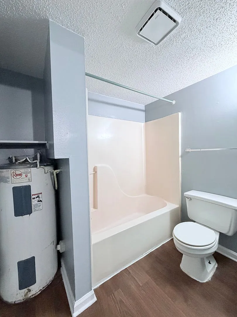2618 Carr St. — Photo 2