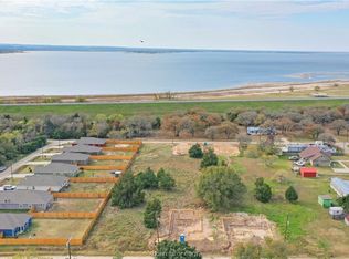 358 Avenue Q, Somerville, TX 77879